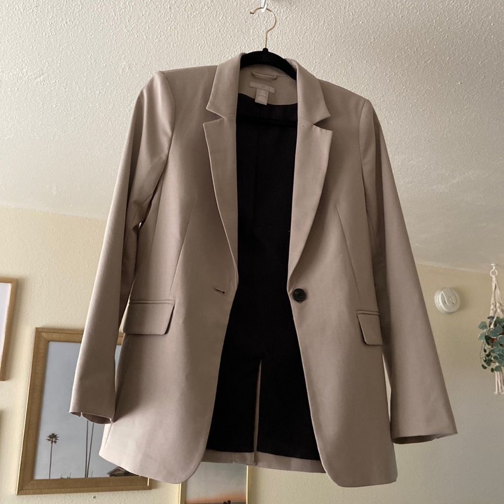 gray oversized fit blazer